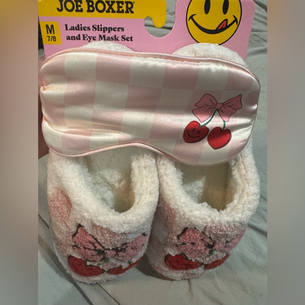 Joe Boxer Pink and White Slippers with Eye Mask